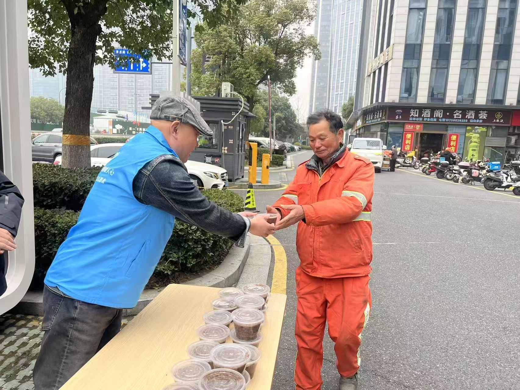 17694198118687412W6t.jpg 17694198118687412W6t.jpg